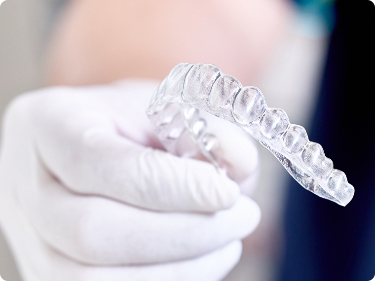 装置の装着・治療開始